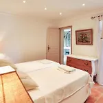 Holiday home Awesome In D L'esterel Les Adrets-de-l'Esterel