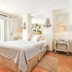 Awesome In D L'esterel Holiday home